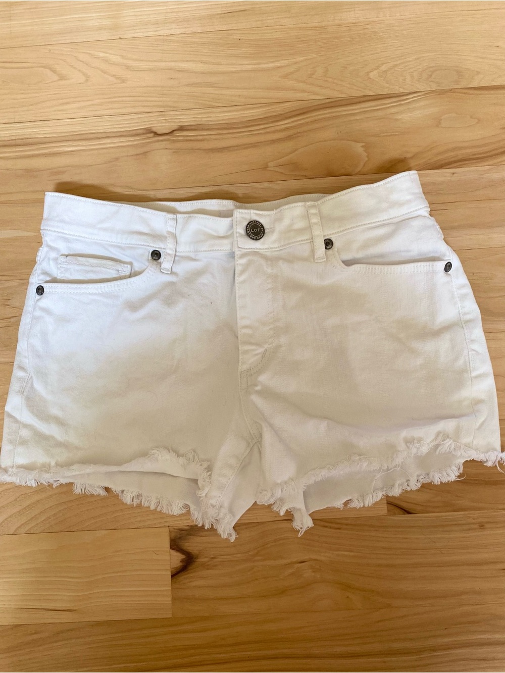 LOFT Shorts White Jean Shorts Jorts Size 26/2 Cut-Offs Summer White Denim